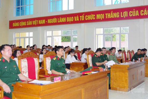 Khai mạc lớp bồi dưỡng kiến thức quốc phòng, an ninh cho đối tượng 3 năm 2026