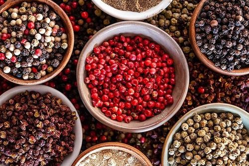 Giá tiêu hôm nay 14/9: Thị trường ổn định, giá đi ngang