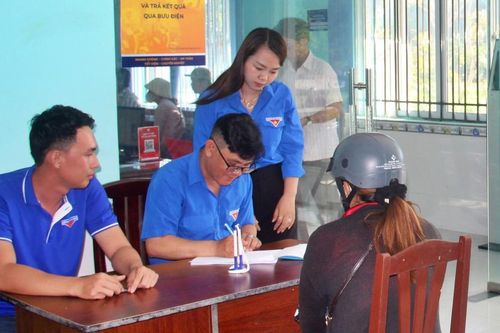 Cà Mau: Đẩy mạnh hạ tầng số, ưu tiên nguồn lực cho chính quyền cơ sở