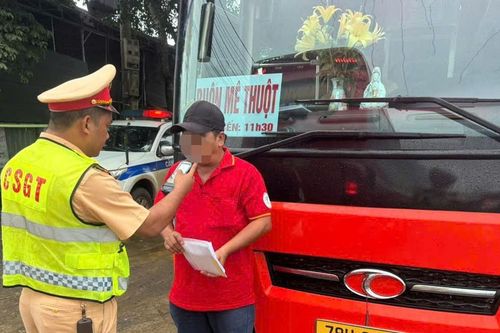 Đắk Lắk tăng cường kiểm soát, phát hiện ô tô chở khách thu tiền trái quy định