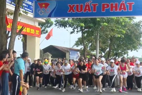 Hơn 500 VĐV tham gia Giải chạy việt dã xã Phúc Thọ