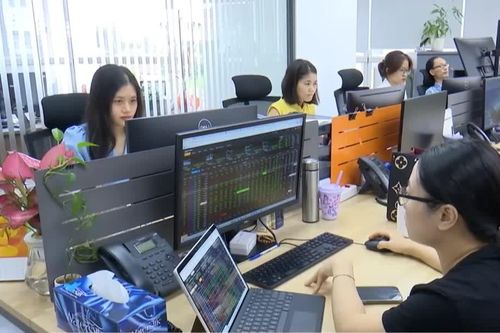 VN-Index giảm nhẹ, áp lực bán tiếp tục gia tăng