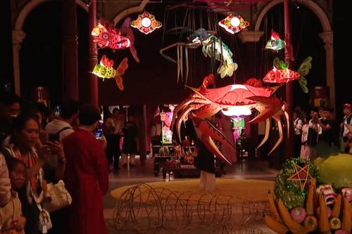 Khi người trẻ 'Lưu Trăng' Hà Nội