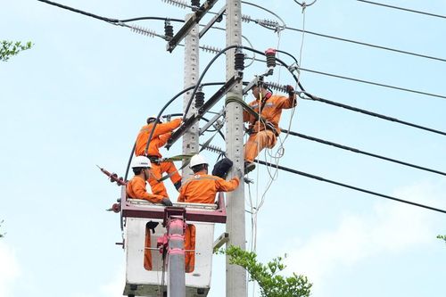 Tổng công ty Điện lực Thành phố Hồ Chí Minh triển khai kế hoạch đảm bảo điện mùa khô 2027