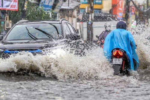 Dự báo thời tiết 10 ngày tới: Bắc Bộ và miền Trung còn mưa lớn đến khi nào?