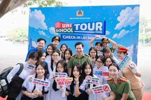 Công an TPHCM:  Khởi động chuỗi 'School Tour – Uni Tour' 2026: Cùng tuổi trẻ TPHCM nói không với ma túy