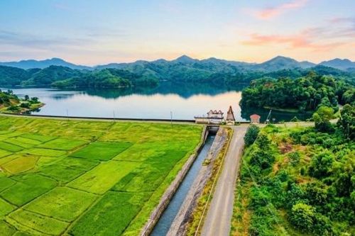 Lâm Đồng yêu cầu bổ sung hồ sơ dự án đường qua kênh hồ Đắk Lô