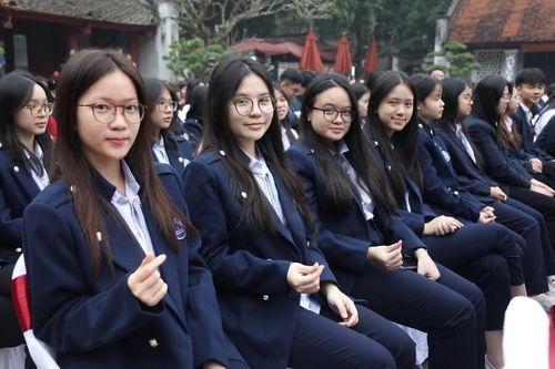 Sáng nay, gần 5.600 học sinh Hà Nội bước vào kỳ thi học sinh giỏi