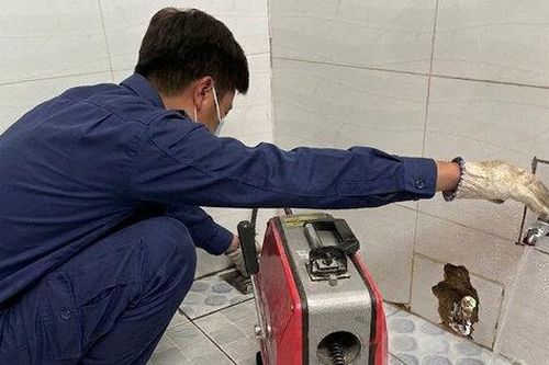 Cảnh giác với dịch vụ thông tắc đường ống thoát nước tại nhà
