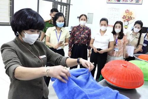 Bình Minh: Kiểm soát chặt các khâu tổ chức bữa ăn bán trú