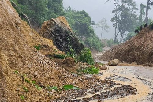 137 xã, phường ở Trung Bộ nguy cơ cao xảy ra lũ quét và sạt lở đất