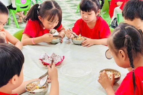Hải Phòng chấn chỉnh ăn bán trú và dạy thêm, học thêm
