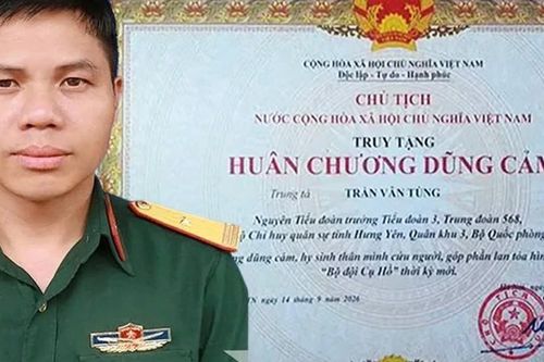 Chủ tịch nước truy tặng Huân chương Dũng cảm đối với Trung tá Trần Văn Tùng