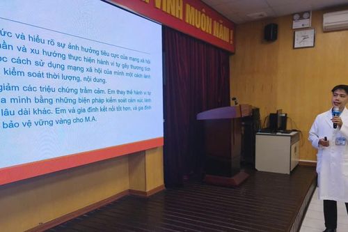 Cảnh báo: Mạng xã hội trở thành 'vòng xoáy' với sức khỏe tâm thần của trẻ