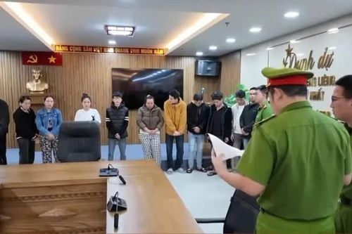 Số tiền 'khủng' và tần suất qua tài khoản cá nhân lộ đường dây tội phạm xuyên biên giới
