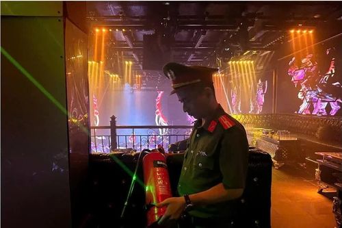 Chủ động phòng ngừa cháy, nổ tại các cơ sở kinh doanh dịch vụ phố cổ