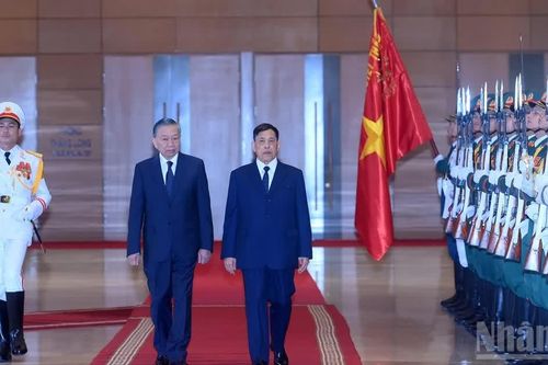 [Ảnh] Lễ đón chính thức Nhà vua và Hoàng hậu Thái Lan thăm cấp Nhà nước tới Việt Nam