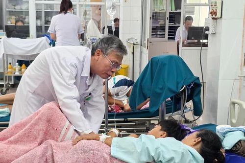 Quảng Trị: Hàng chục người nghi ngộ độc thực phẩm sau khi ăn bánh mì