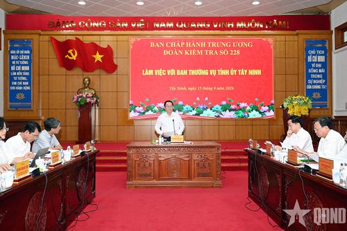 Đại tướng Nguyễn Trọng Nghĩa làm việc với Ban Thường vụ Tỉnh ủy Tây Ninh