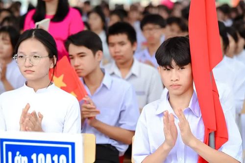 UBND TPHCM ban hành các khoản thu, mức thu trong năm học 2026-2027
