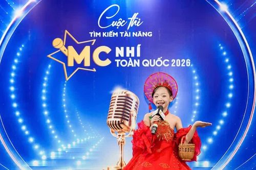 Cô bé 8 tuổi ba lần nhận vé vàng vào chung kết MC nhí toàn quốc 2026