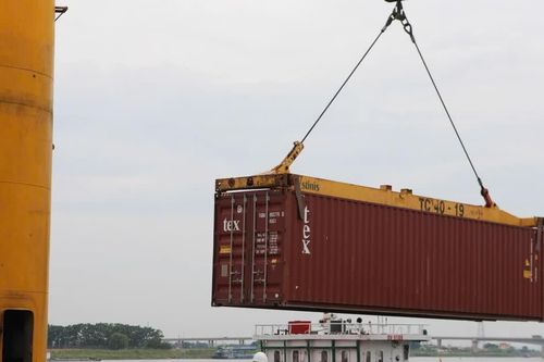 Bắc Ninh kiểm tra 100% bến bãi, xử lý nghiêm vi phạm đê điều