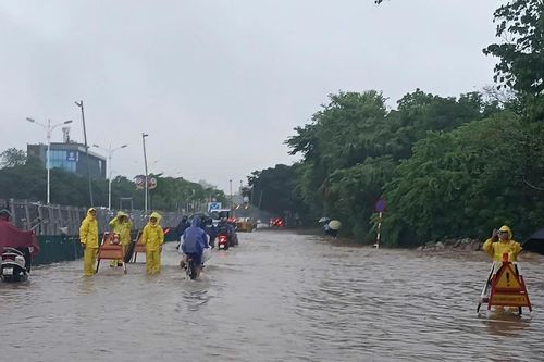 Hà Nội: Xuất hiện một số điểm úng ngập do mưa trên diện rộng