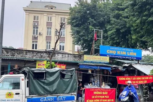 Chợ lâu đời ở Hà Nội đóng cửa sau 34 năm