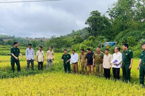 Chuyện về những trưởng bản, già làng - Kỳ cuối: Qua thác ghềnh càng thấu lòng nhau