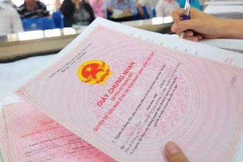 Nguyên Chủ tịch huyện cấp sổ đỏ chồng lấn hàng nghìn mét vuông của 2 hộ dân