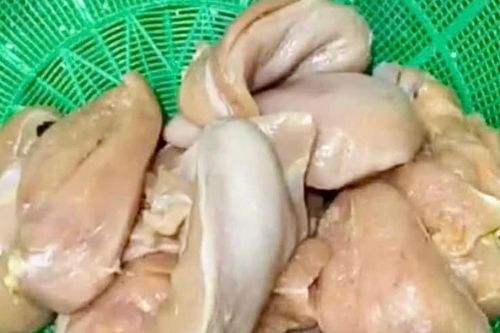 Vụ 'gà, tôm bốc mùi đưa vào trường học', Hà Nội chỉ đạo xử lý nghiêm