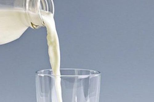 Bé 3 tuổi mắc hội chứng lạ, bác sĩ chỉ ra sai lầm tẩm bổ nhiều sữa