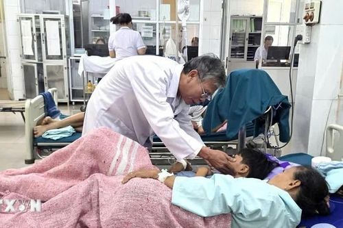 Quảng Trị: Hàng chục người nghi ngộ độc thực phẩm sau khi ăn bánh mỳ