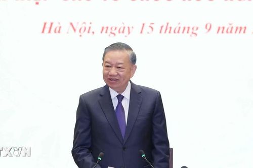 Tổng Bí thư, Chủ tịch nước Tô Lâm gặp mặt đại diện Ban Chấp hành Liên hiệp các tổ chức hữu nghị Việt Nam khóa VII
