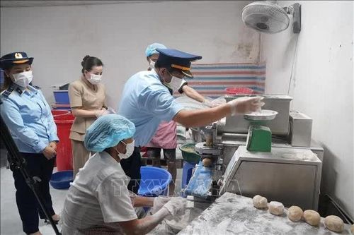 Kiểm soát an toàn thực phẩm từ nguồn gốc đến bàn ăn