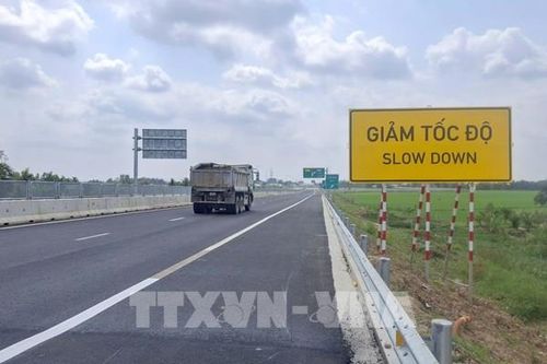Hoãn thu phí cao tốc Cần Thơ - Cà Mau từ ngày 15/9