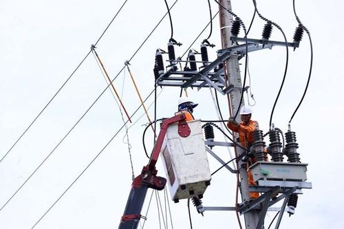 EVN tập trung bảo đảm điện trong mùa mưa bão