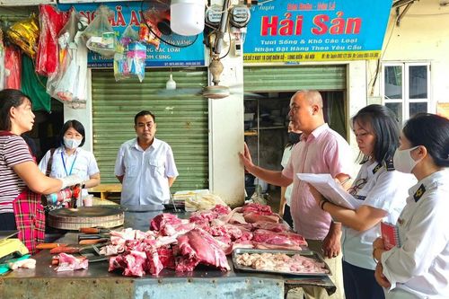 Hà Nội kiểm soát chặt nguồn thịt gia súc, gia cầm