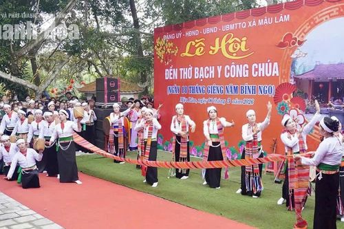 Bước chuyển trong thực hiện nếp sống văn minh ở xã Mậu Lâm