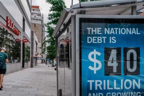 Tăng trưởng kinh tế có phải là giải pháp cho khối nợ công 40 nghìn tỷ USD của Mỹ?