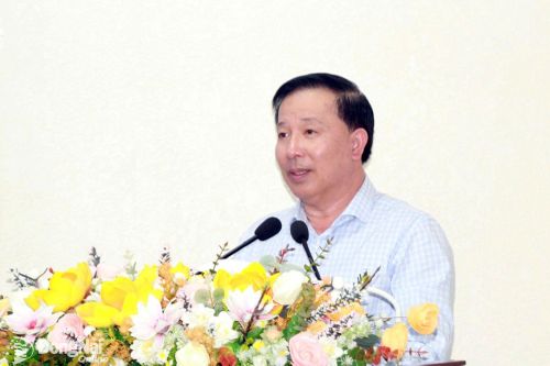 Chủ tịch UBND thành phố Đồng Nai Nguyễn Văn Út đối thoại với thanh niên