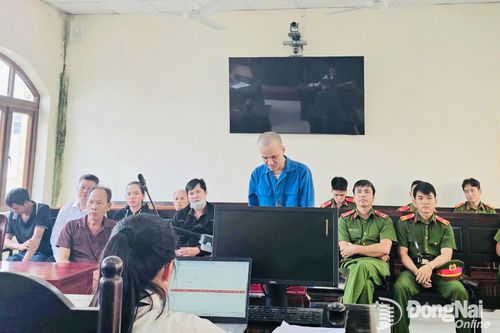 Đổ xăng đốt người yêu, bị cáo lãnh án tử hình