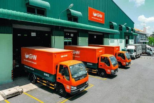 Đơn hàng online tăng, vì sao chủ Giao Hàng Nhanh và Ahamove lại giảm 94% lợi nhuận?