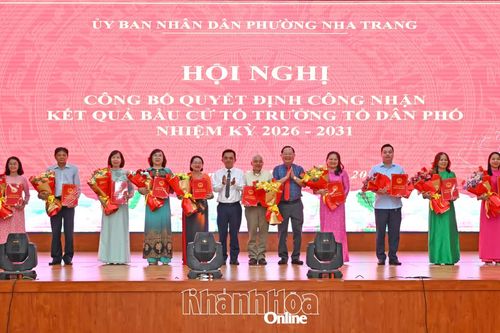 Phường Nha Trang công bố quyết định công nhận kết quả bầu 36 tổ trưởng tổ dân phố