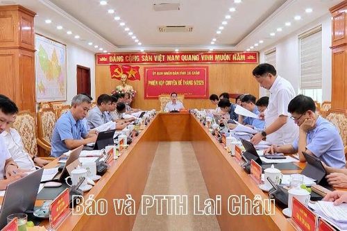 UBND tỉnh: Phiên họp chuyên đề tháng 9
