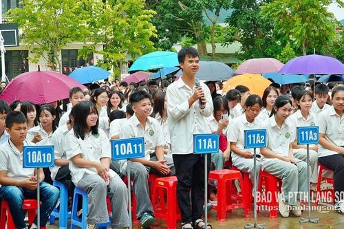 Đưa pháp luật đến học sinh
