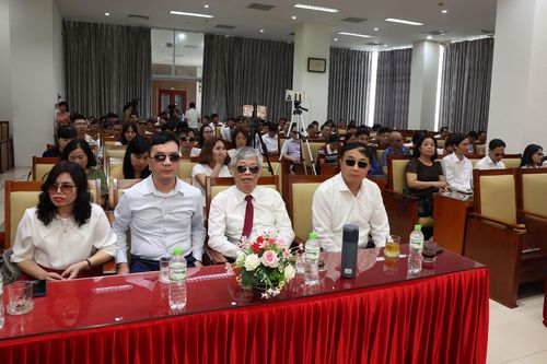 Hội thảo và hội thi tay nghề tẩm quất xoa bóp toàn quốc