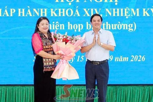 Nguyên Hiệu trưởng Trường Chính trị tỉnh được bầu giữ chức Chủ tịch Hội LHPN tỉnh Sơn La