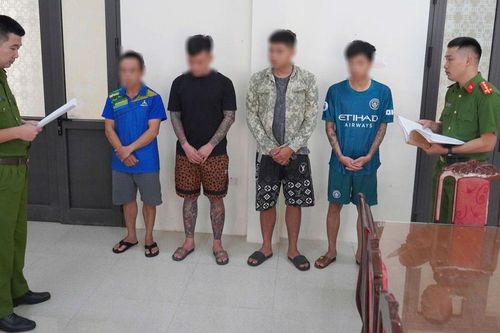 Khởi tố 4 đối tượng liên quan cho vay lãi nặng