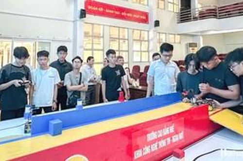 Khơi dậy tinh thần đổi mới sáng tạo, khởi nghiệp trong học sinh, sinh viên